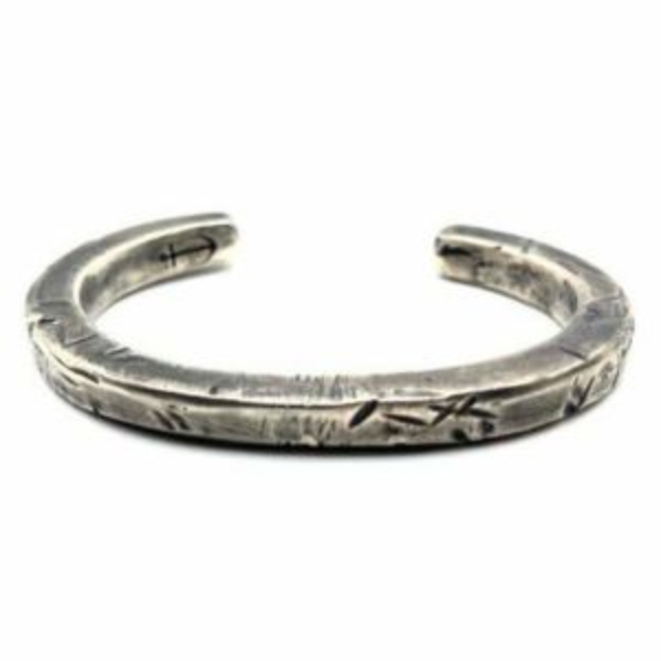 VIL007 – Infinity Macrame Bracelet